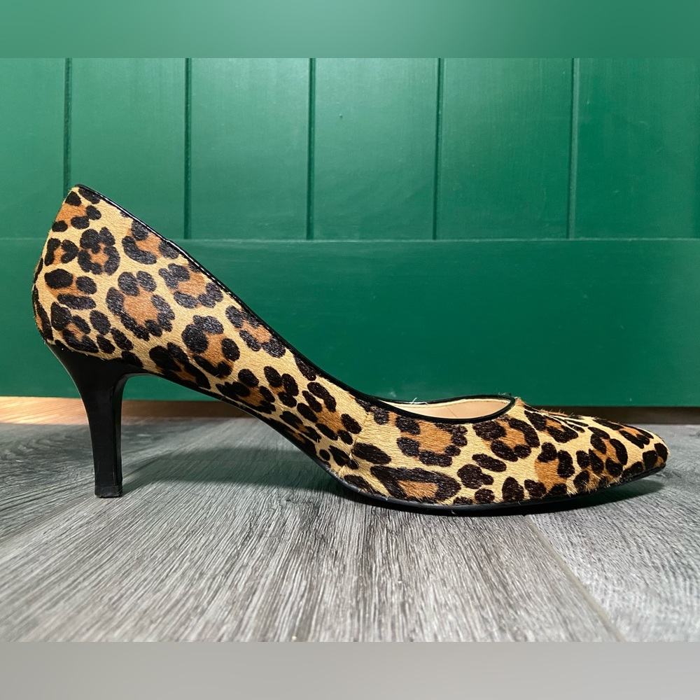 Nine West Leopard print heels